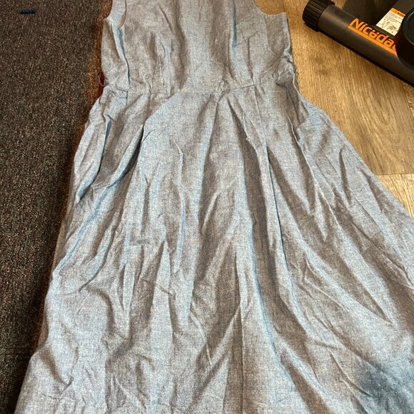 LL BEAN Signature Chambray Dress size 8 - Picture 6 of 9